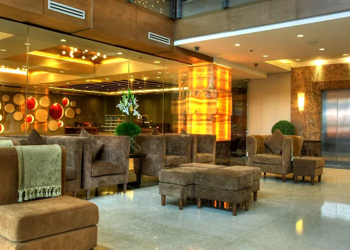 Armada 4* Manila
