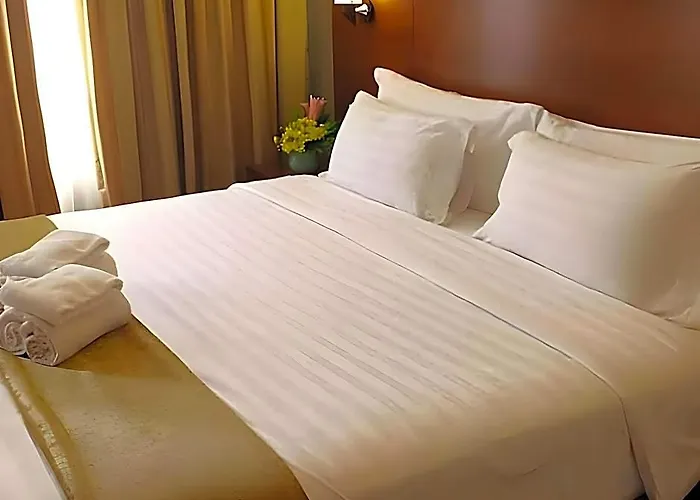 Armada Manila